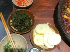 -四小区火锅·巷子里的重庆火锅(花照壁店)
