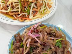 -丹水桥地锅鱼·翘嘴鲌·地方特色全鱼宴(丹江口大坝店)