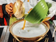 -清真老马家国华牛奶鸡蛋醪糟(正宁路店)