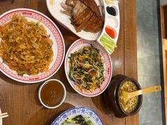 -满园烤鸭·春饼(太原街万达店)