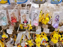 -名创优品(北京新中关购物中心地铁层店)