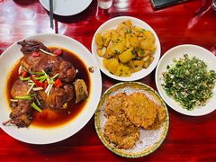 -芦茨金富饭庄·25年老字号·专做稻草鸡