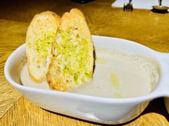 -荣耀.西式融合餐厅(留云湖店)