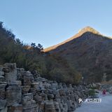 嗯，昨天我们开车去了种草很久的百瑞谷景区，在这里呢