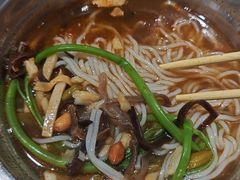 -柳州肥姨妈大骨螺蛳粉(曹路店)