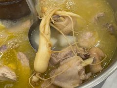 -朴小妹人参鸡汤火锅(长白山万达店)