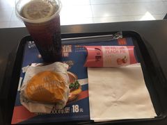 -麦当劳(乳山路店)