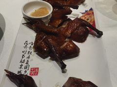 乳鸽-至尊鲨鱼·原烹海鲜·新浙菜(拱宸桥店)