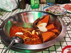 土货奔驰锅-山悦里 山野·鲜火锅(罗斯福广场店)