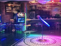 -GAGA主题量贩式KTV平价店(工大店)