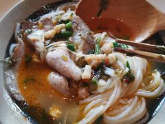 小锅米线-胡麻(静安嘉里店)