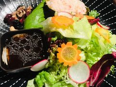 蟹肉牛油果沙拉-黑牛の店·和牛烧肉(石家庄万象城店)