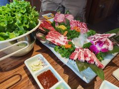 -明洞阿姨·韩式酱蟹烤肉·创意料理(三元桥店)