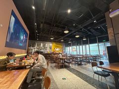 -HUZI虎滋精酿餐吧(京西大悦城店)