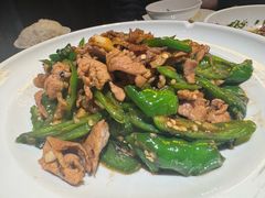 辣椒炒肉-炊烟小炒黄牛肉(浦东世纪汇店)