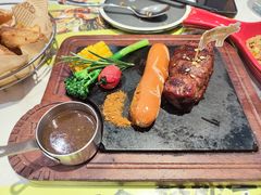 -西语炭烧牛排·西厨(滨湖万科里店)
