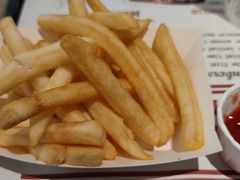 -The Habit Burger Grill 哈比特汉堡(复兴soho店)