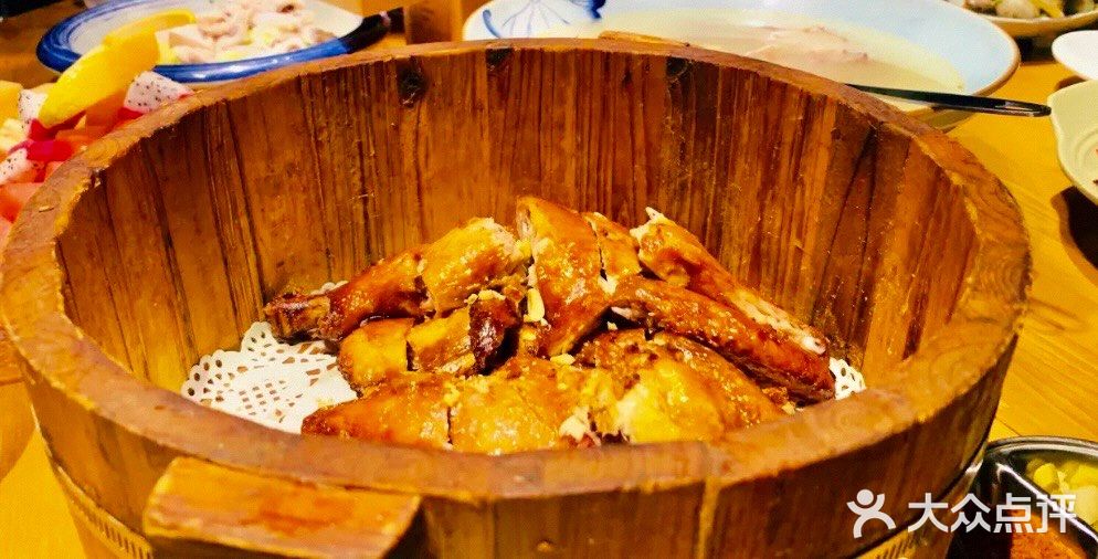 胡桃里乐队酒馆(鎏嘉码头店)胡桃里招牌烤鸡图片