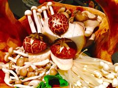 -捞王锅物料理(上海世茂广场店)