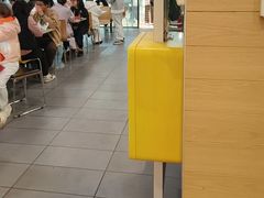-麦当劳(假日广场店)