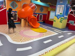 -孩子王童乐园(泰州万达店)