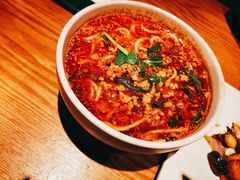 小锅米线-云海肴·汽锅鸡·云南菜(天山百盛优客店)