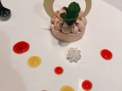 -GreyWhale灰鲸餐厅(武汉国际广场店)