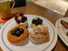 -咖啡苑自助餐厅·中国大饭店