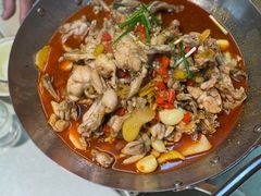 -昱龙大盆牛蛙馆(三兴街总店)