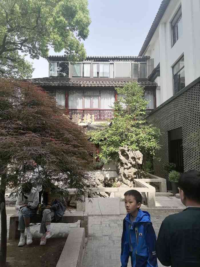 松鹤楼(平江路店)-"「松鼠桂鱼」鱼不脆,酱还不错,不知道是不.