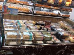 面包甜点陈列柜-85度C(东莞常平新南街店)