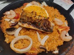 烤海鲈鱼海鲜铁锅饭-必胜客(东营万达店)