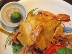 -大头虾越式风味餐厅(光明广场店)