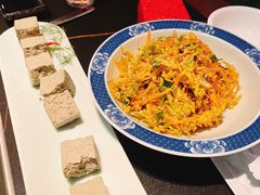 大隐独创鲜嫩黑豆腐花-大隐·成都火锅Bistro(合生麒麟新天地店)