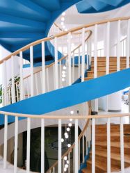 -新蝶变皮肤管理中心