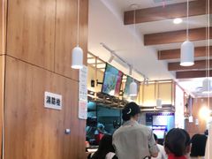 -阿香米线(凯德广场.1818店)