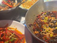 -川流不息·地道川菜·小龙虾(新松江路店)