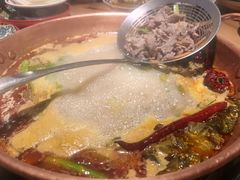 -洱火云南酸菜牛肉火锅(石景山当代商城店)