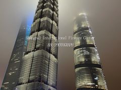 -陆家嘴空中步行连廊