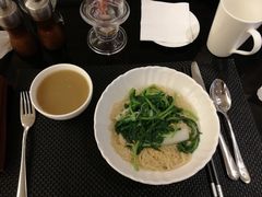 -圣丰索菲特·2 On 988 Café 自助餐厅