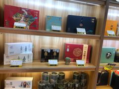 零售区-浙茶集团狮峰·西湖龙井·杭州特产(莫干山路专卖店)