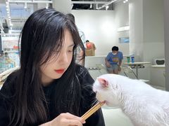 -怪兽屋·羊驼·猫咖·狗咖(俊华广场店)