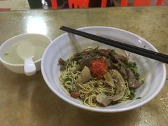 -阿阳牛腩腌面店