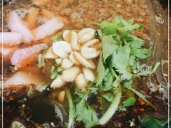 -碗里捞川渝特色面(沙河玖耀里店)