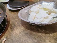 -渝嘴小老弟老火锅(华新村店)