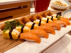 -咖啡苑自助餐厅·中国大饭店