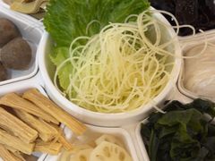 -鸡遇虾煲干锅火锅(小寨金莎店)