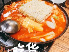 泡菜芝士年糕拉面土豪锅-京玉菲饭店(李村店)