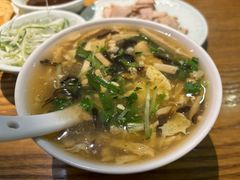 酸辣汤-李连贵酒家熏肉大饼(昆明街店)