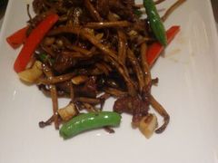 茶树菇牛柳-粗茶淡饭·汉口公馆(循礼门店)